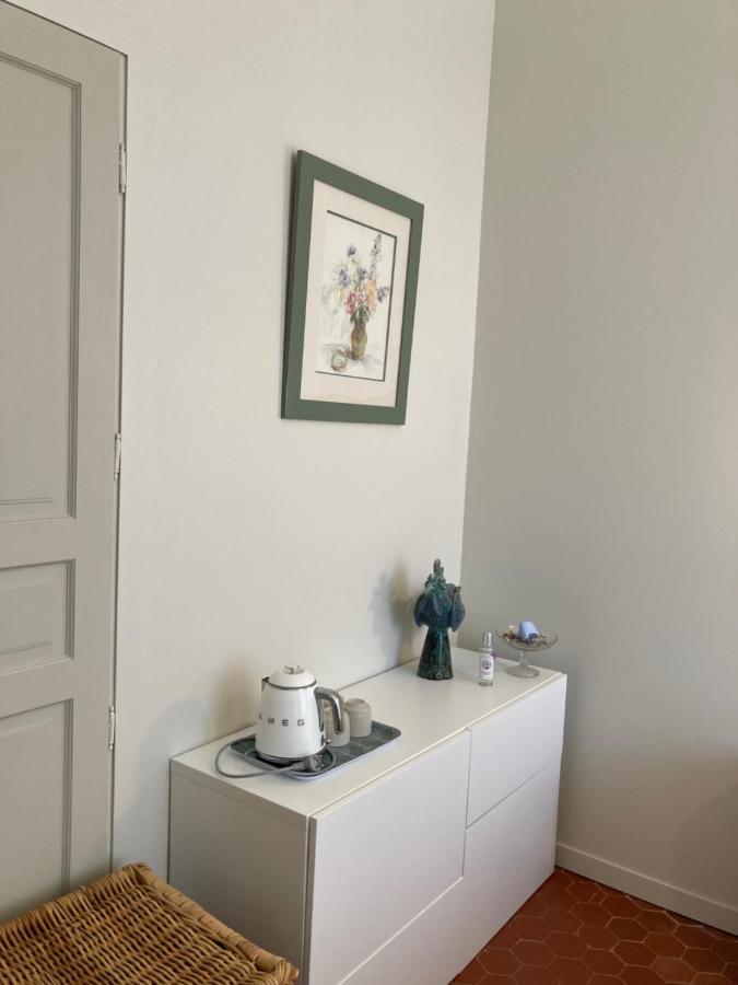 La Villa Des Amandiers Hyères Екстериор снимка